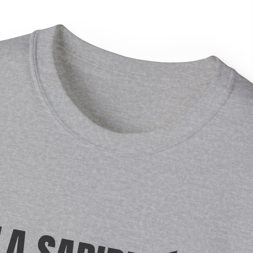 La Sabiduría Me Queda Bien Tee — Gray Out Loud (Spanish)